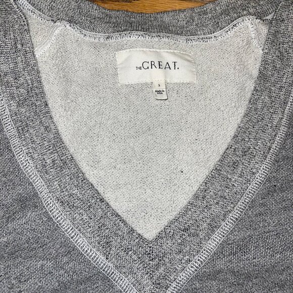 THE GREAT The V neck sweatshirt/nice cond/L - Picture 6 of 8